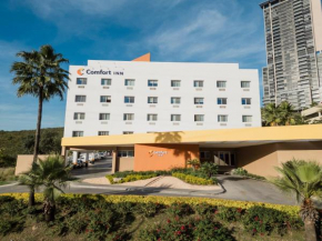 Comfort Inn Monterrey Valle